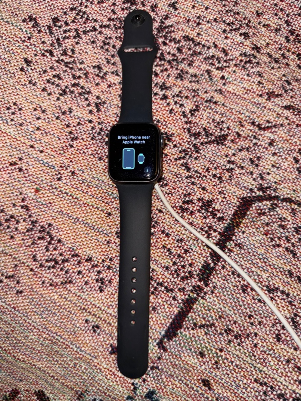 Apple Watch Series 6 40MM GPS + Cellular Smartwatch - Space Gray/Black - Picture 2 of 3